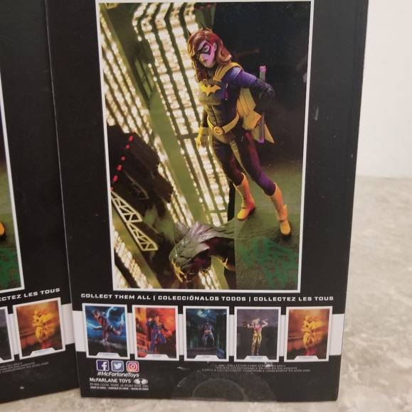 Batgirl Bundle - Picture 5 of 10